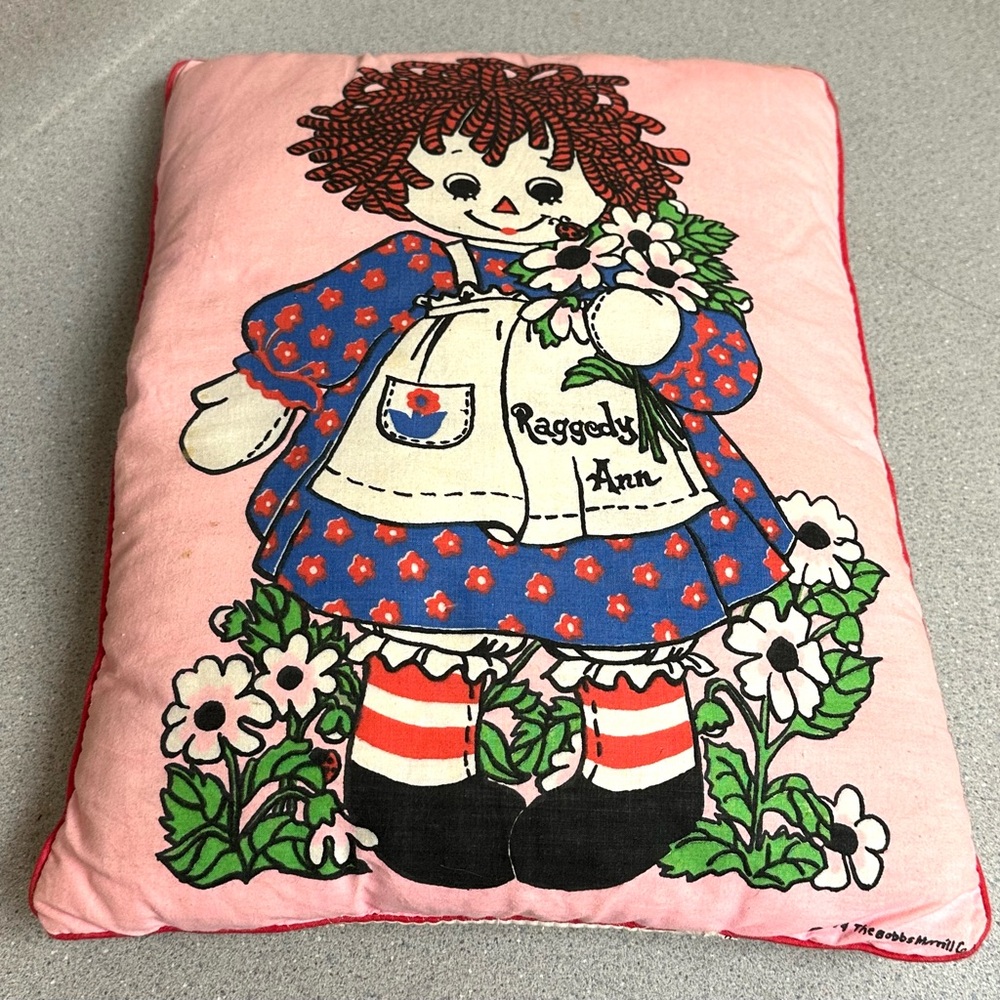 Vintage throw pillow Raggeddy Ann 1974 plush decor 15”x 12” The Bobbs Merrill Co